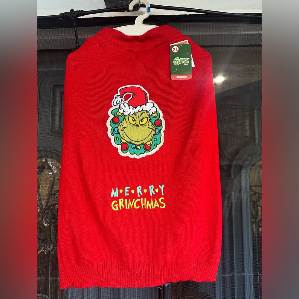 PET APPAREL CHRISTMAS RED "THE GRINCH" with WREATH SWEATER
